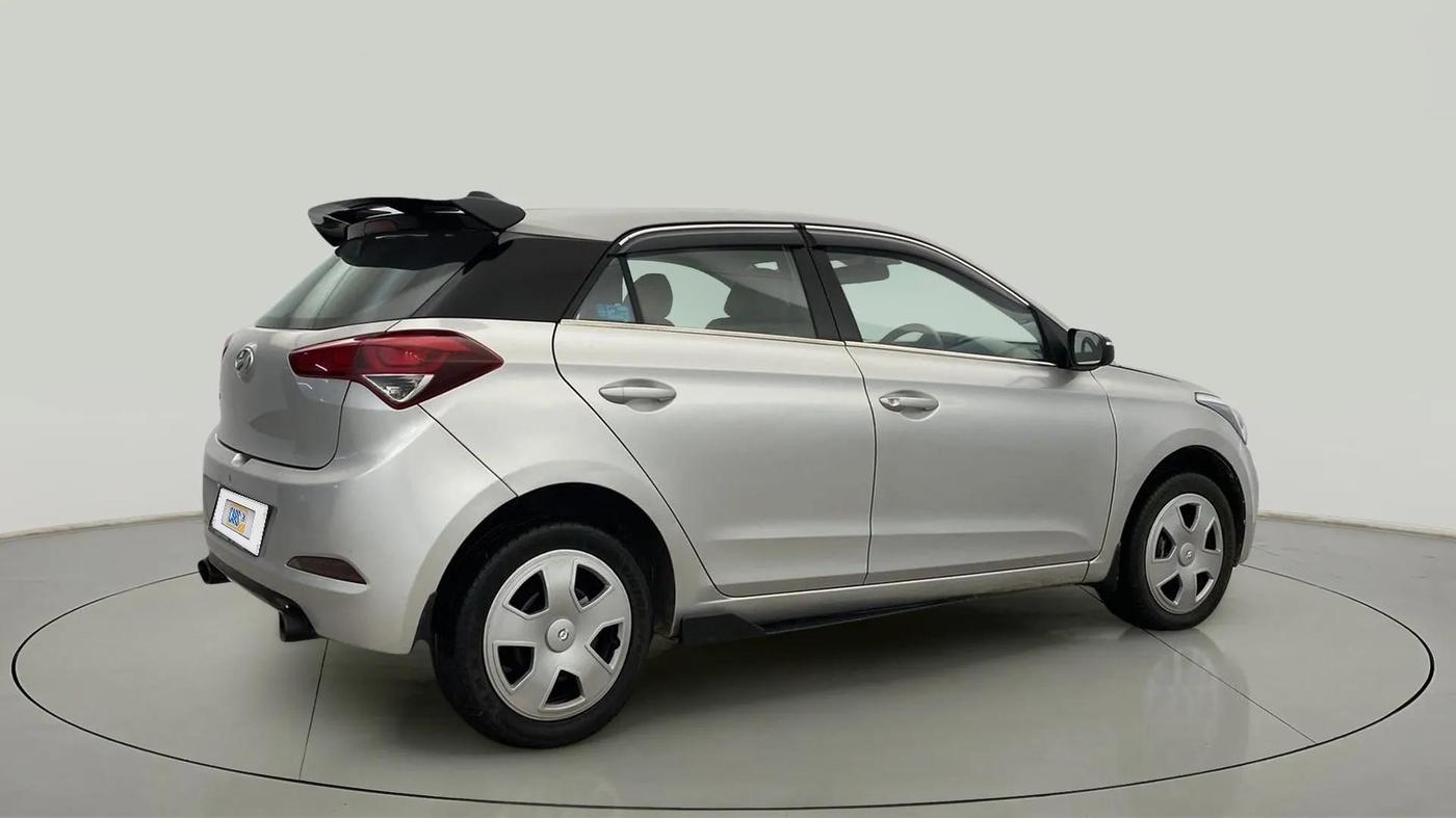 2018 Hyundai Elite i20 MAGNA EXECUTIVE 1.2, Petrol, Manual, 77,785 km, Right Back Diagonal