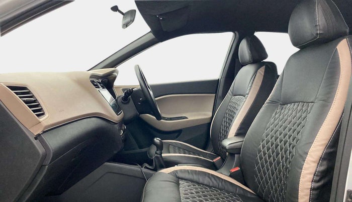 2018 Hyundai Elite i20 MAGNA EXECUTIVE 1.2, Petrol, Manual, 77,785 km, Right Side Front Door Cabin