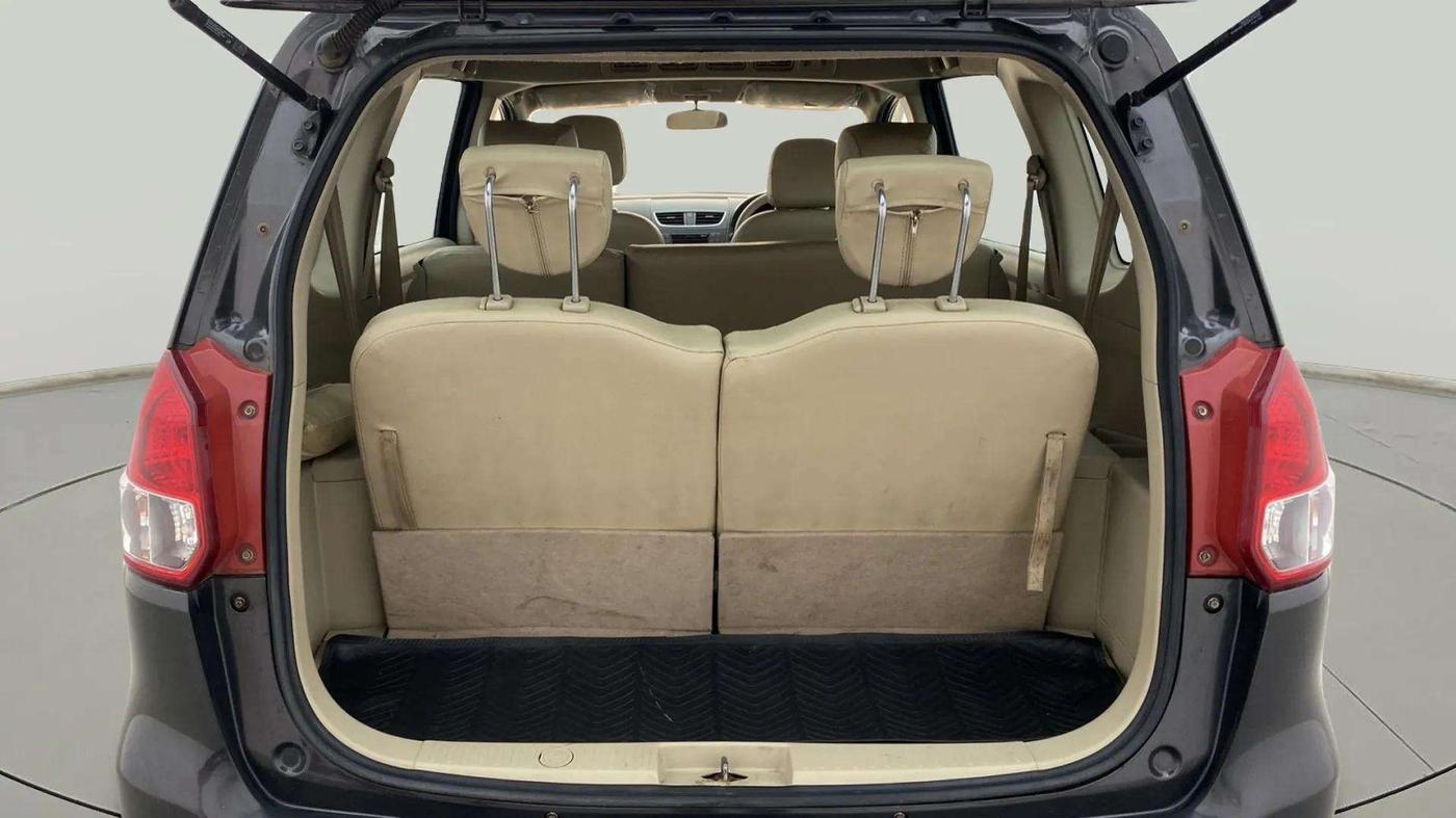 2017 Maruti Ertiga VDI SHVS, Diesel, Manual, 73,897 km, Boot Inside