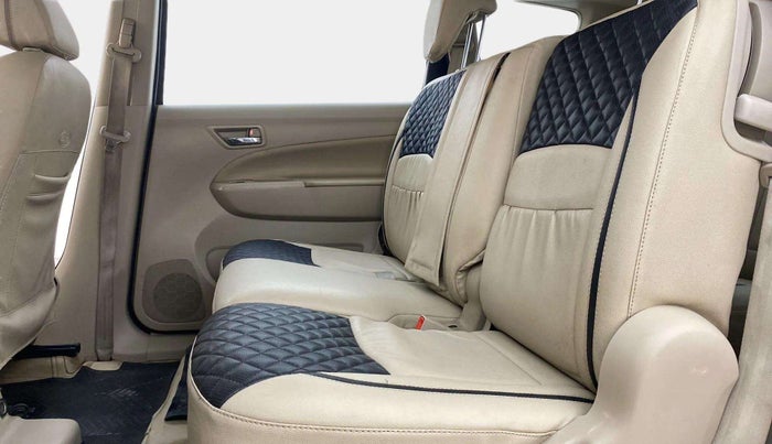 2017 Maruti Ertiga VDI SHVS, Diesel, Manual, 73,897 km, Right Side Rear Door Cabin