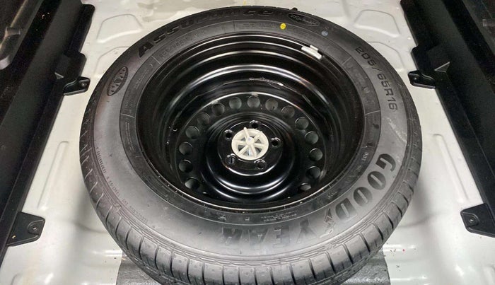 2022 KIA SELTOS HTK PLUS 1.5 IMT, Petrol, Manual, 22,049 km, Dicky (Boot door) - Tool missing