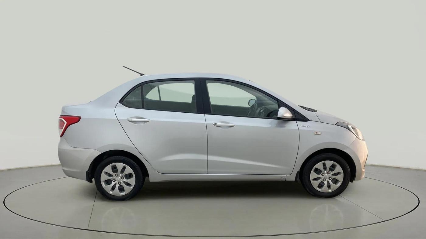 2015 Hyundai Xcent BASE 1.2, Petrol, Manual, 34,232 km, Right Side