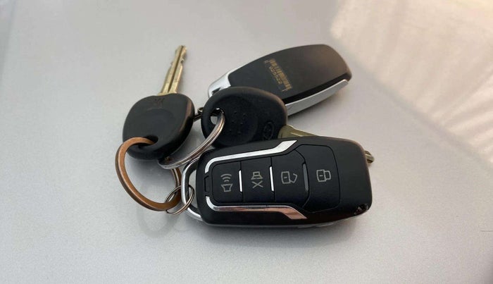 2015 Hyundai Xcent BASE 1.2, Petrol, Manual, 34,232 km, Key Close Up