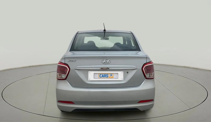 2015 Hyundai Xcent BASE 1.2, Petrol, Manual, 34,232 km, Back/Rear