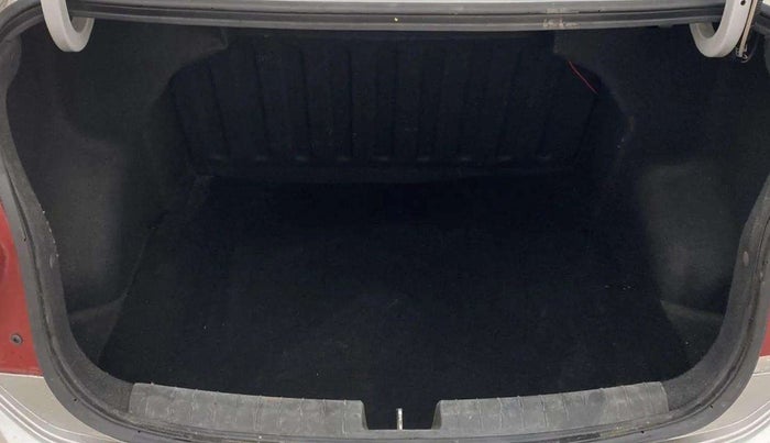 2015 Hyundai Xcent BASE 1.2, Petrol, Manual, 34,232 km, Boot Inside