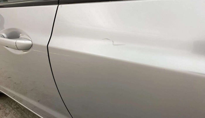2015 Hyundai Xcent BASE 1.2, Petrol, Manual, 34,232 km, Rear left door - Minor scratches