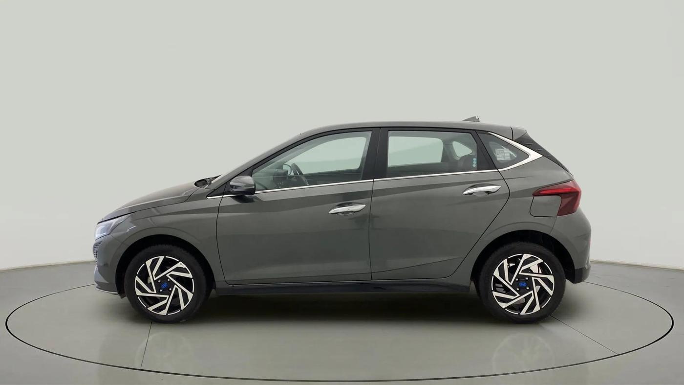 2023 Hyundai NEW I20 ASTA (O) 1.2 MT, Petrol, Manual, 1,955 km, Left Side