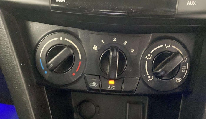 2017 Maruti Swift VXI, Petrol, Manual, 22,312 km, AC Unit - Directional switch has minor damage