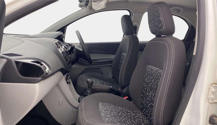 2020 Tata Tiago XT PETROL, Petrol, Manual, 19,553 km, Right Side Front Door Cabin