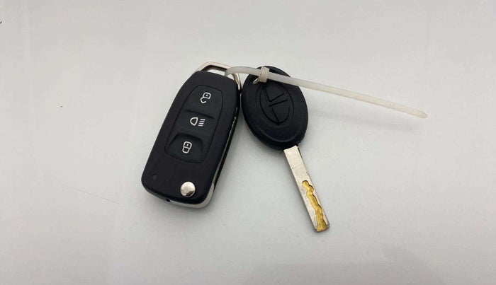 2020 Tata Tiago XT PETROL, Petrol, Manual, 19,553 km, Key Close Up