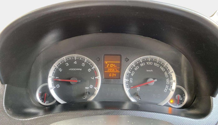 2015 Maruti Swift VXI, Petrol, Manual, 28,726 km, Odometer Image