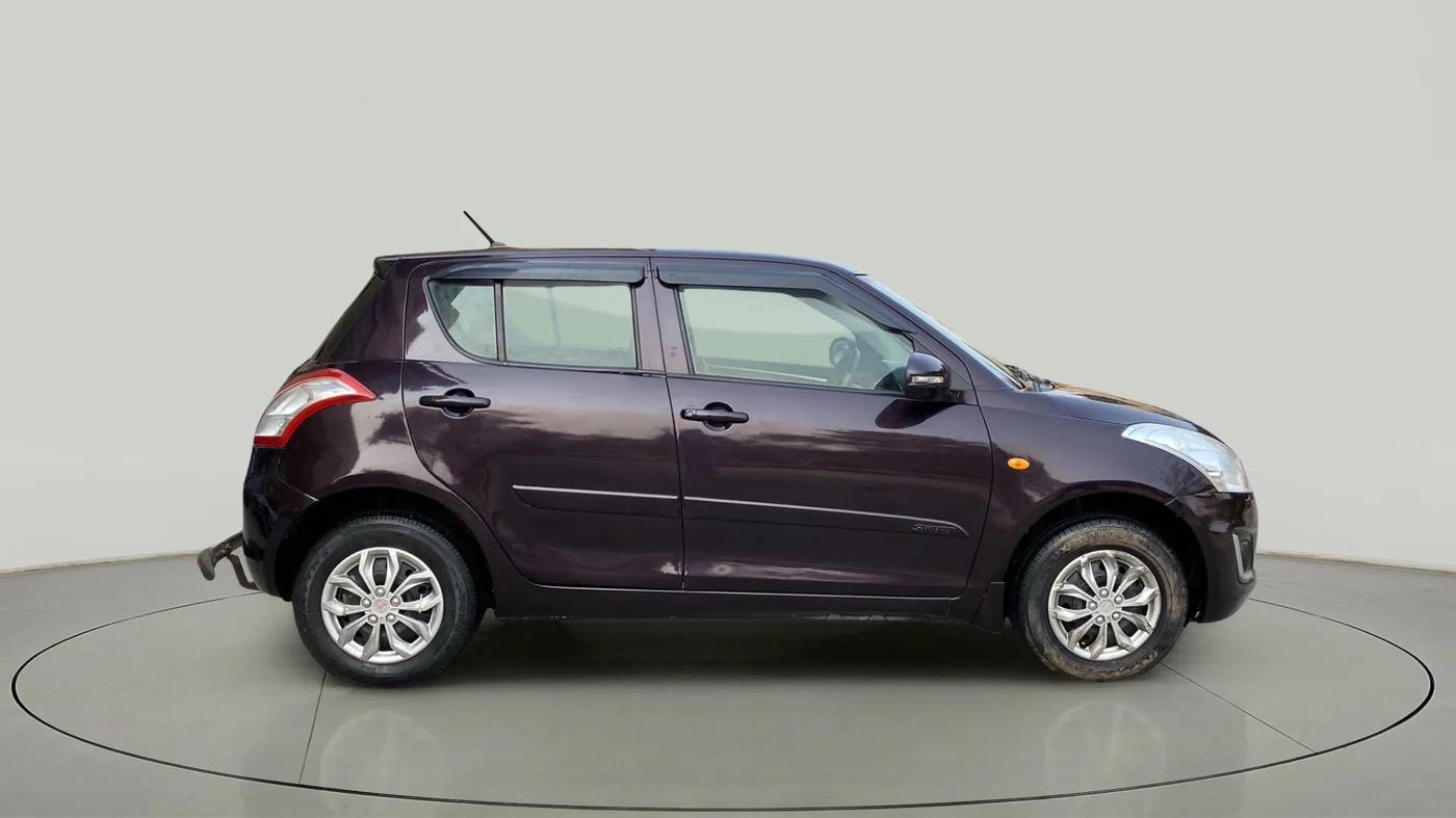 2015 Maruti Swift VXI, Petrol, Manual, 29,226 km, Right Side View
