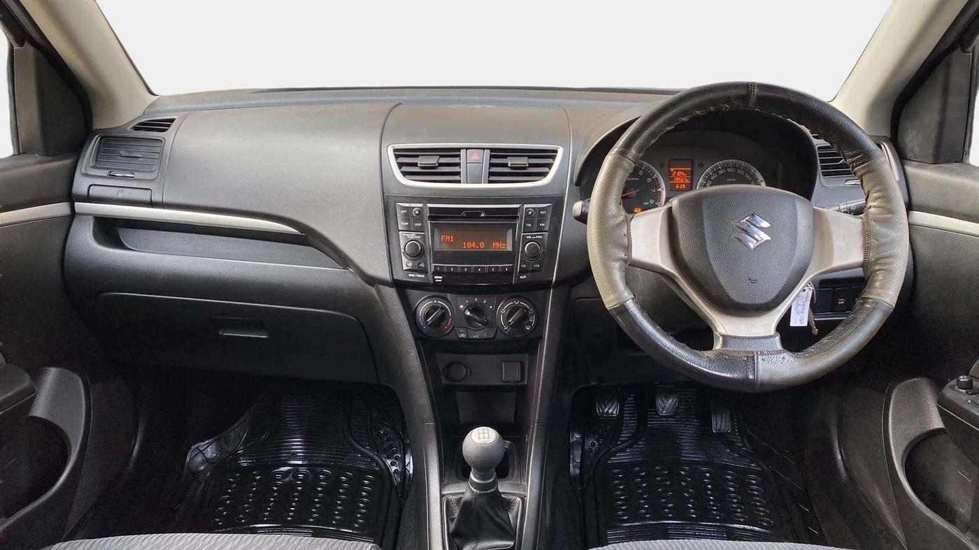 2015 Maruti Swift VXI, Petrol, Manual, 29,226 km, Dashboard
