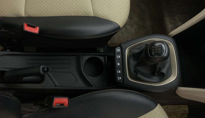 2018 Hyundai NEW SANTRO SPORTZ MT, Petrol, Manual, 38,564 km, Gear Lever