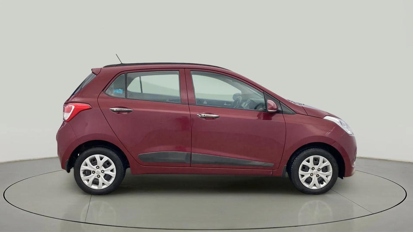 2014 Hyundai Grand i10 SPORTZ 1.2 KAPPA VTVT, Petrol, Manual, 59,123 km, Right Side View