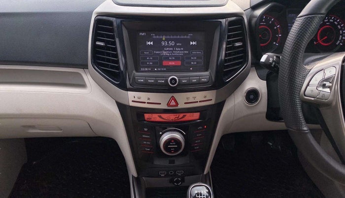 2022 Mahindra XUV300 W8 1.2 PETROL, Petrol, Manual, 12,932 km, Air Conditioner