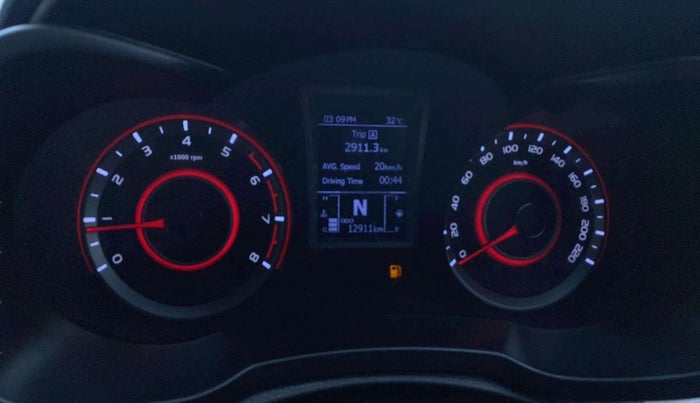 2022 Mahindra XUV300 W8 1.2 PETROL, Petrol, Manual, 12,932 km, Odometer Image