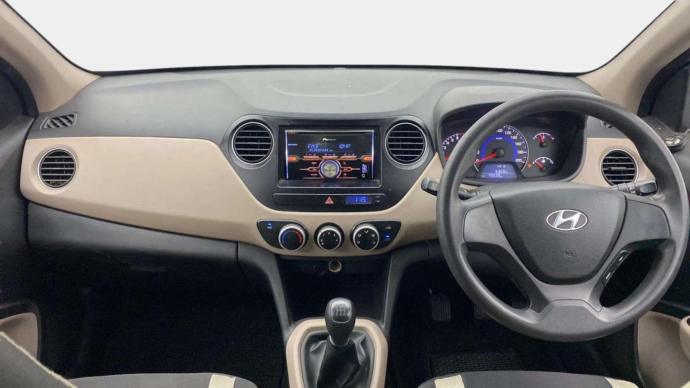 2015 Hyundai Grand i10 MAGNA 1.2 KAPPA VTVT, Petrol, Manual, 79,114 km, Dashboard
