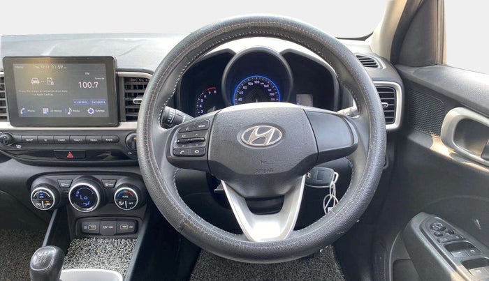 2021 Hyundai VENUE S+ 1.2, Petrol, Manual, 35,538 km, Steering Wheel Close Up