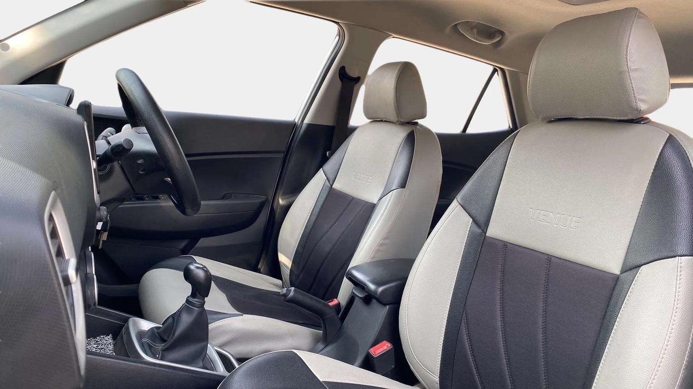 2021 Hyundai VENUE S+ 1.2, Petrol, Manual, 35,538 km, Right Side Front Door Cabin