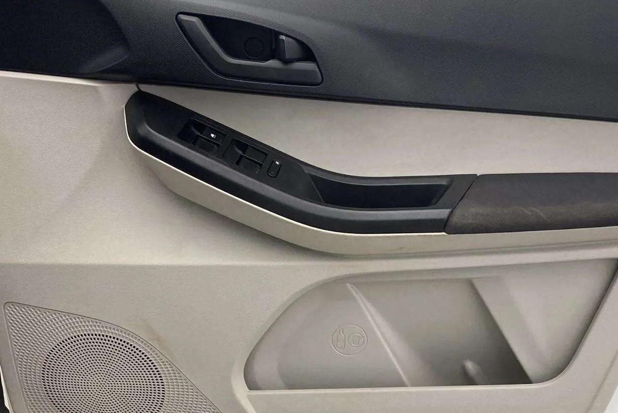 2022 Tata TIGOR XZ PETROL, Petrol, Manual, 31,309 km, Driver Side Door Panels Control