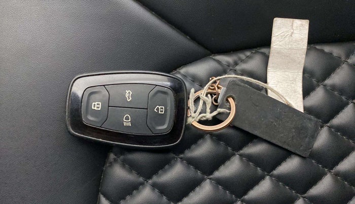 2022 Tata TIGOR XZ PETROL, Petrol, Manual, 31,309 km, Key Close Up