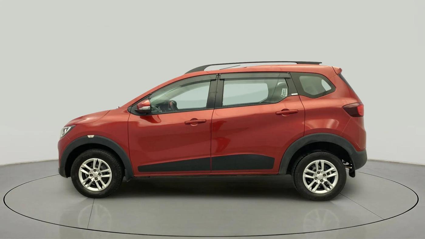 2019 Renault TRIBER RXT, Petrol, Manual, 78,790 km, Left Side