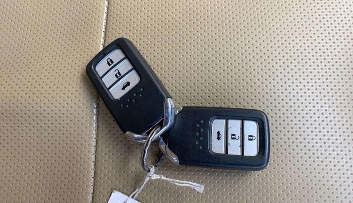 2019 Honda City 1.5L I-VTE V CVT, Petrol, Automatic, 44,154 km, Key Close Up