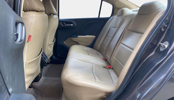 2019 Honda City 1.5L I-VTE V CVT, Petrol, Automatic, 44,154 km, Right Side Rear Door Cabin