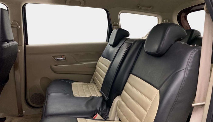 2020 Maruti Ertiga VXI SHVS, Petrol, Manual, 61,141 km, Right Side Rear Door Cabin