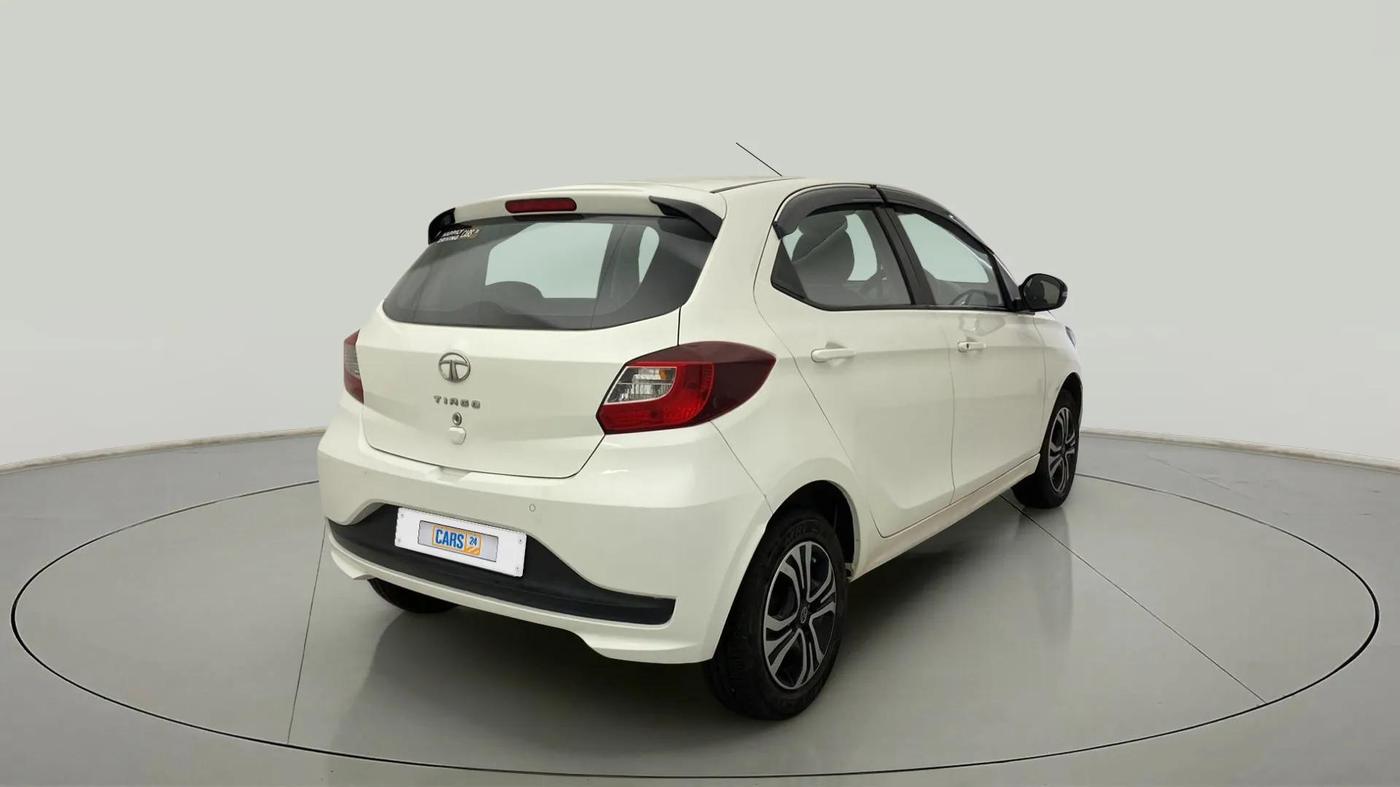 2023 Tata Tiago XT PETROL, Petrol, Manual, 15,806 km, Right Back Diagonal