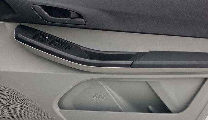 2023 Tata Tiago XT PETROL, Petrol, Manual, 15,806 km, Driver Side Door Panels Control