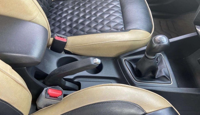 2019 Hyundai Elite i20 MAGNA PLUS 1.2, Petrol, Manual, 29,553 km, Gear Lever