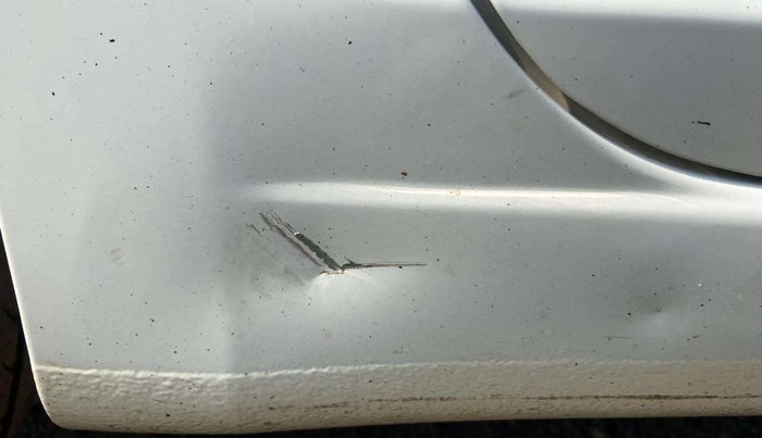 2019 Hyundai Elite i20 MAGNA PLUS 1.2, Petrol, Manual, 29,553 km, Right quarter panel - Slightly dented