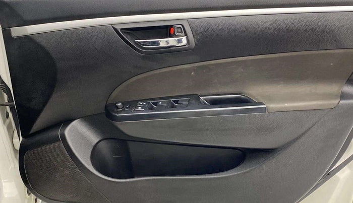 2017 Maruti Swift VXI O, Petrol, Manual, 32,136 km, Driver Side Door Panels Control