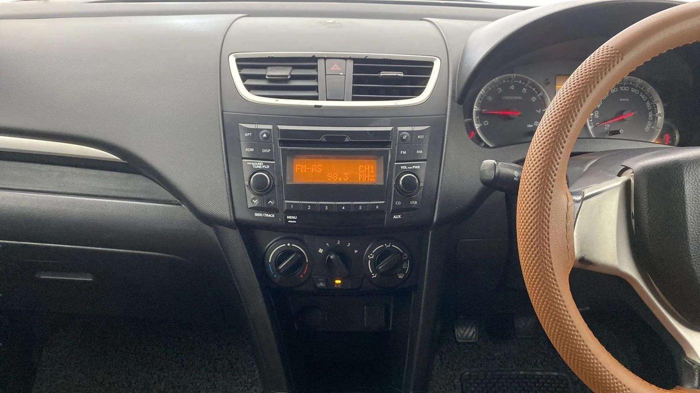 2016 Maruti Swift VXI, Petrol, Manual, 68,474 km, Air Conditioner