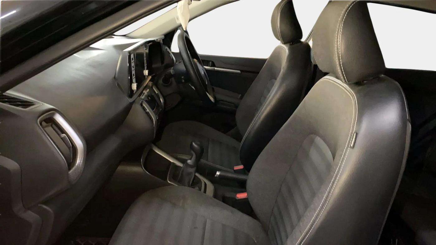 2022 KIA SONET HTK PLUS 1.0 IMT, Petrol, Manual, 9,651 km, Right Side Front Door Cabin