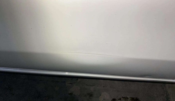 2018 Maruti Baleno DELTA PETROL 1.2, Petrol, Manual, 59,326 km, Front passenger door - Slightly dented