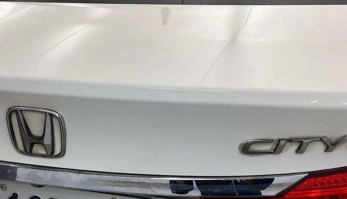 2015 Honda City 1.5L I-VTEC V MT, Petrol, Manual, 83,564 km, Dicky (Boot door) - Slightly dented