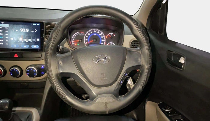 2017 Hyundai Grand i10 MAGNA 1.2 KAPPA VTVT, CNG, Manual, 61,831 km, Steering Wheel Close Up