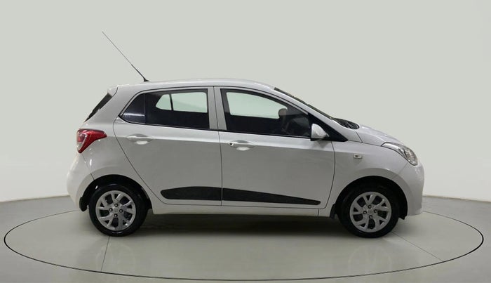 2017 Hyundai Grand i10 MAGNA 1.2 KAPPA VTVT, CNG, Manual, 61,831 km, Right Side View