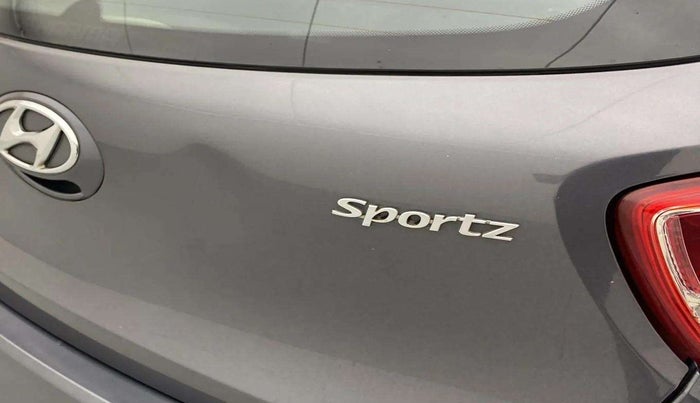 2015 Hyundai Grand i10 SPORTZ 1.2 KAPPA VTVT, Petrol, Manual, 42,109 km, Dicky (Boot door) - Slightly dented