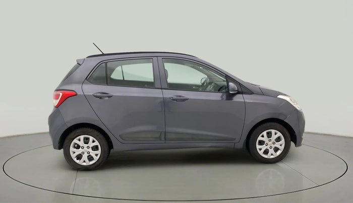 2015 Hyundai Grand i10 SPORTZ 1.2 KAPPA VTVT, Petrol, Manual, 42,109 km, Right Side View