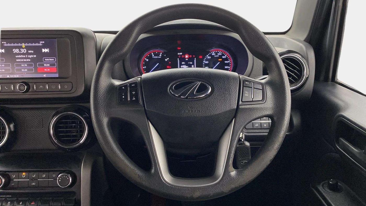 2021 Mahindra Thar LX  P 4WD AT CONVERTIBLE, Petrol, Automatic, 53,289 km, Steering Wheel Close Up