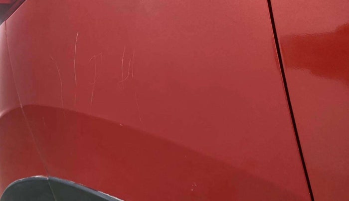 2017 Mahindra Kuv100 K8 6 STR, Petrol, Manual, 49,205 km, Right quarter panel - Minor scratches