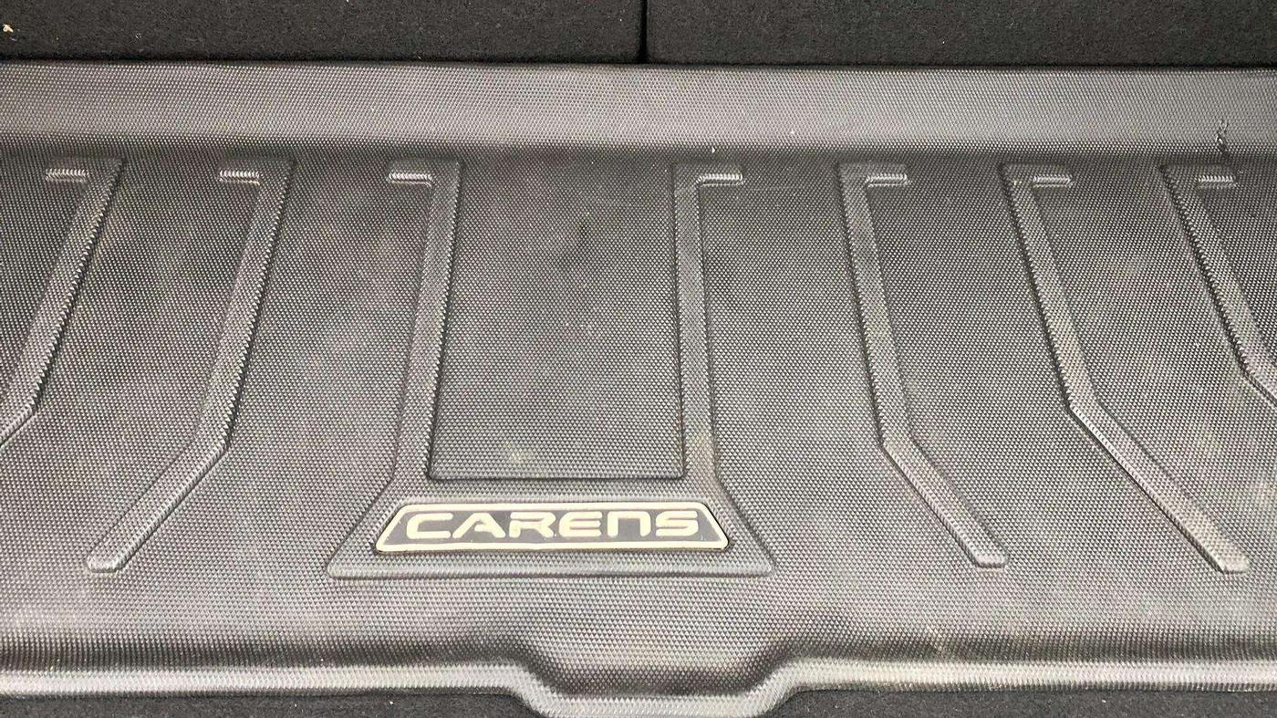 2022 KIA CARENS LUXURY PLUS 1.4 PETROL 7 STR, Petrol, Manual, 38,764 km, Boot Inside