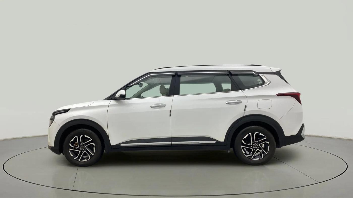 2022 KIA CARENS LUXURY PLUS 1.4 PETROL 7 STR, Petrol, Manual, 38,764 km, Left Side