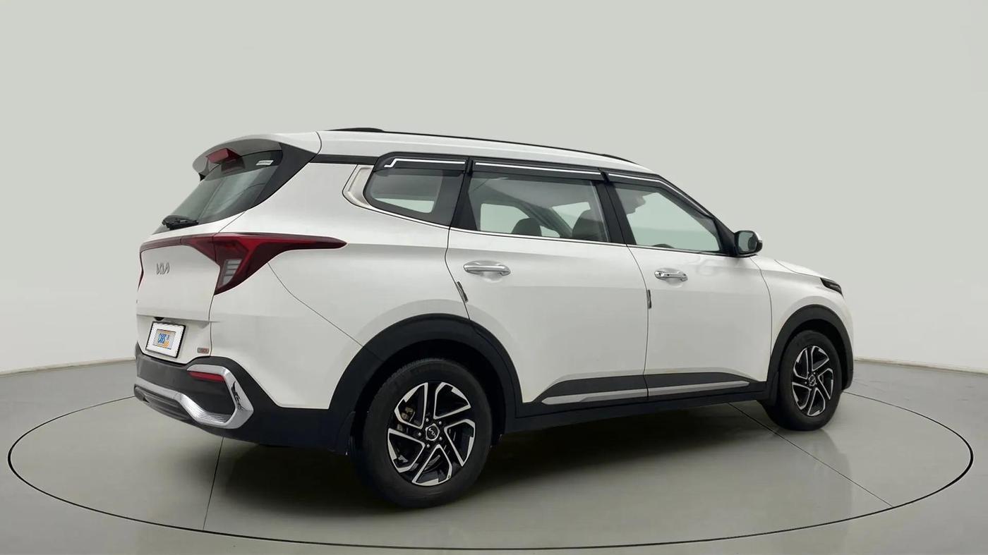2022 KIA CARENS LUXURY PLUS 1.4 PETROL 7 STR, Petrol, Manual, 38,764 km, Right Back Diagonal