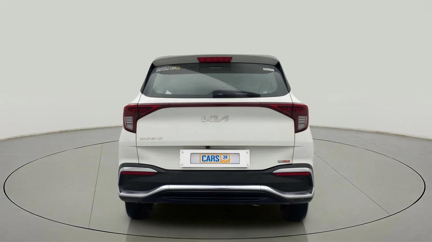 2022 KIA CARENS LUXURY PLUS 1.4 PETROL 7 STR, Petrol, Manual, 38,764 km, Back/Rear