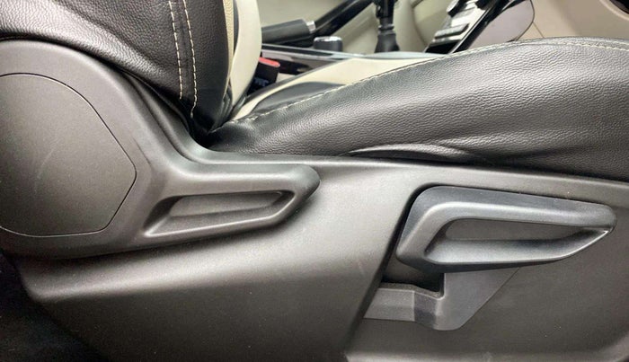 2022 Tata NEXON XZ PLUS PETROL, Petrol, Manual, 30,016 km, Driver Side Adjustment Panel